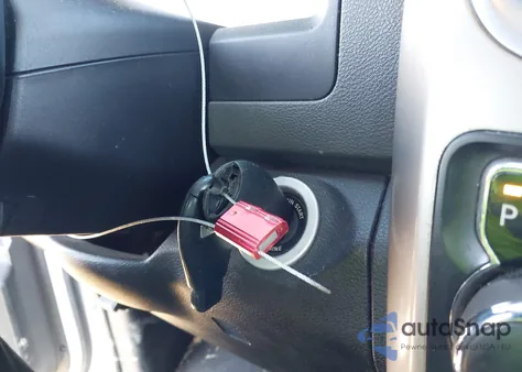 2017 Ram 1500 Slt 4X2 6'4 Box from USA, damaged, VIN 1C6RR6GT4HS817835